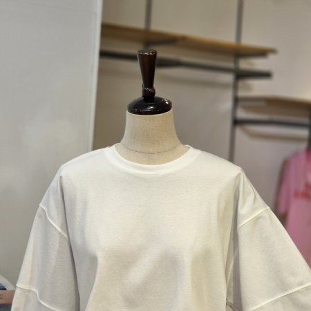 퍼프소매 기본 티셔츠