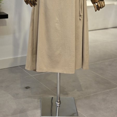 이중 끈 랩 스커트