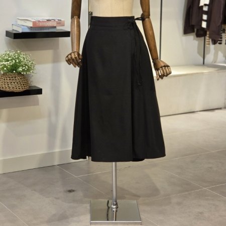 이중 끈 랩 스커트