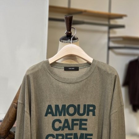 아무르 긴팔 티셔츠