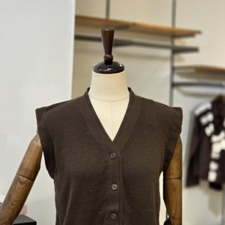 타이세트 V넥 니트 조끼