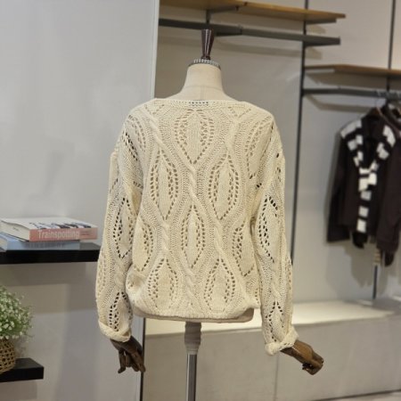 스카시 브이넥 니트