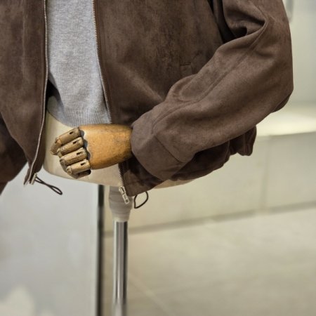 카라 스웨이드 점퍼