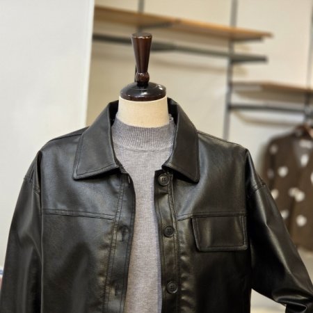 원 사이드 포켓 레더 자켓