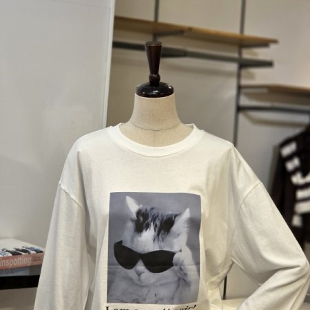 프리캣 프린팅 티셔츠