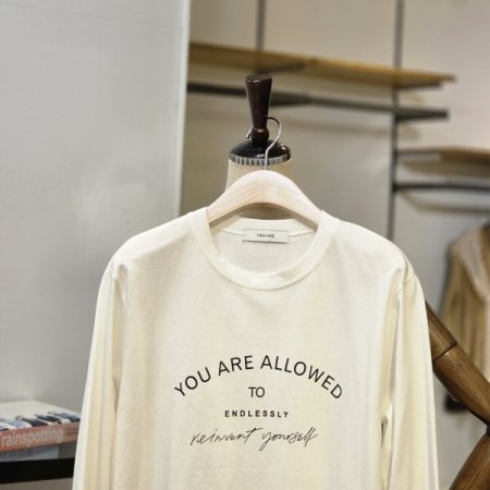 앤드리스 긴팔 티셔츠