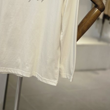 앤드리스 긴팔 티셔츠