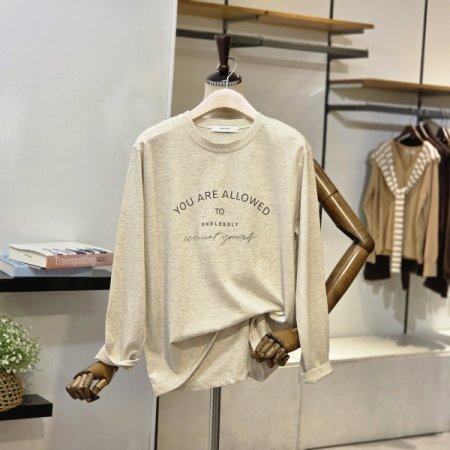 앤드리스 긴팔 티셔츠