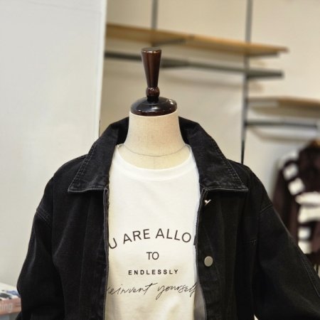 라운드절개 카라 데님자켓