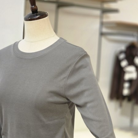 모달 라운드 슬림 티셔츠