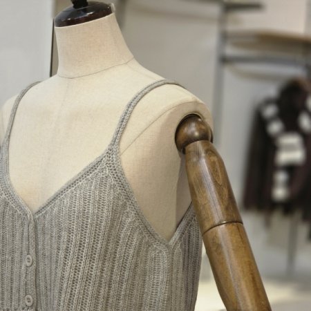 오픈형 골지 니트 뷔스티에