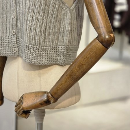 오픈형 골지 니트 뷔스티에