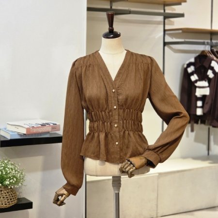 셔링 브이넥 블라우스