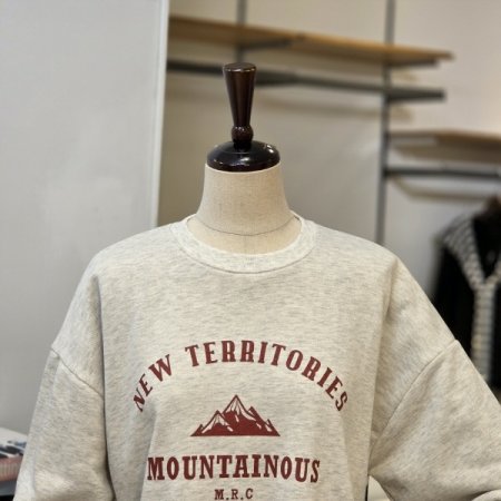 마운틴 뒤트임 맨투맨