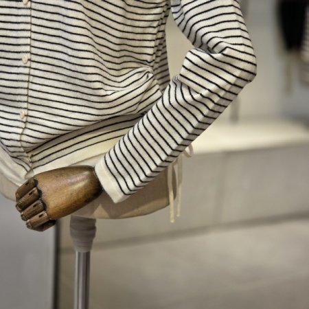 단가라 셔링 니트