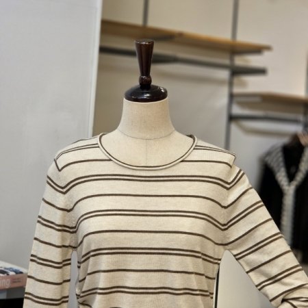 더블 단가라 셔링 니트