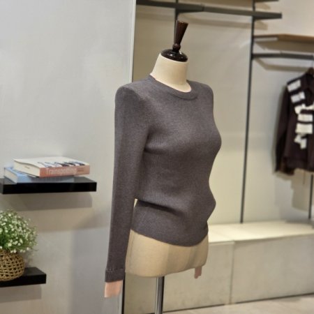 스위치 라운드 니트