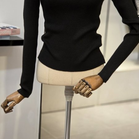 홀터넥 U 골지 니트