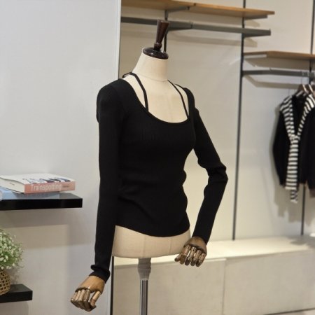 홀터넥 U 골지 니트