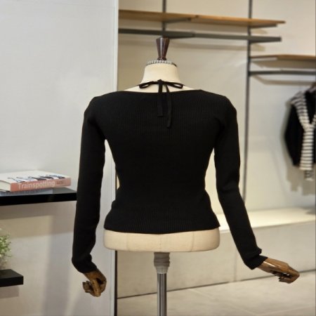 홀터넥 U 골지 니트