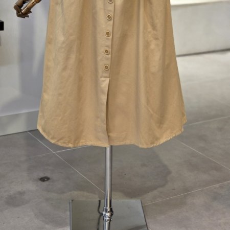 버튼 라인 벨트 스커트