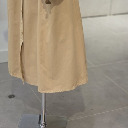 버튼 라인 벨트 스커트