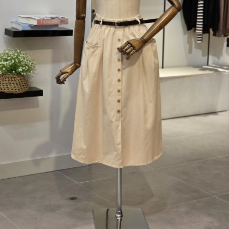 버튼 라인 벨트 스커트