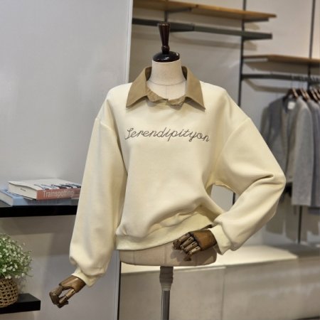 배색 카라 맨투맨