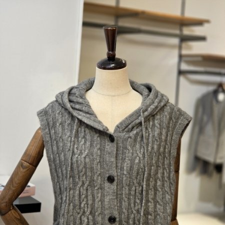 꽈배기 후디 조끼