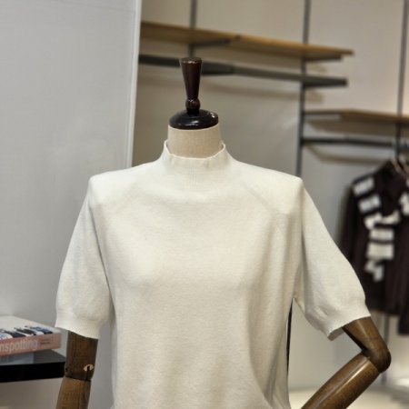 반목 5부 소매 홀가먼트 니트