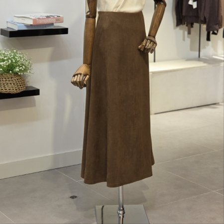 스웨이드 A라인 스커트