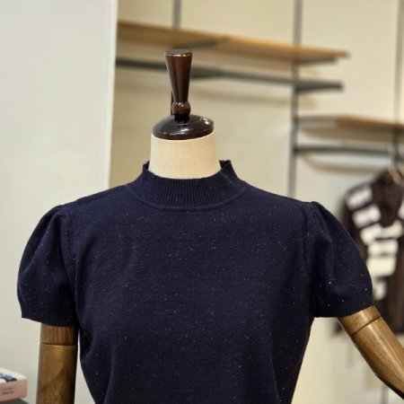 메탈 반넥 퍼프 소매 니트