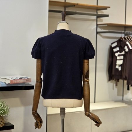 메탈 반넥 퍼프 소매 니트