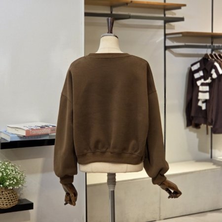 라펠 크롭 맨투맨