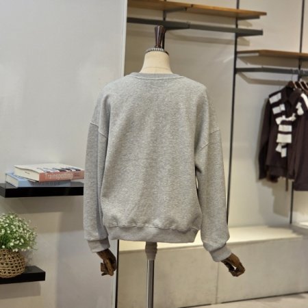 큐티도그 맨투맨