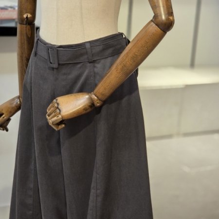 벨트 아웃 와이드 팬츠