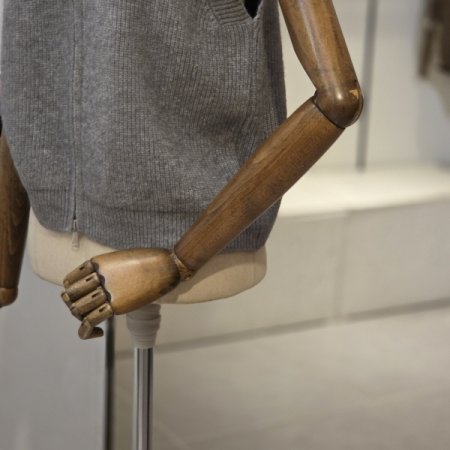 반집업 니트 조끼