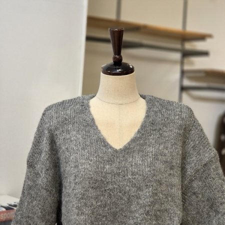 램스울 컬러 니트