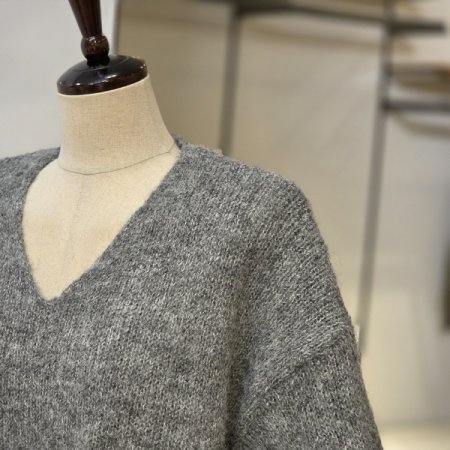 램스울 컬러 니트