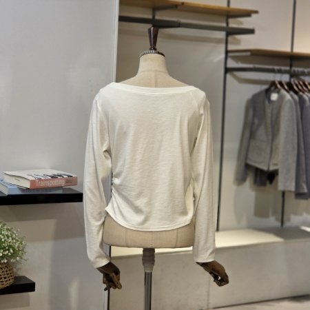 셔링 레터링 긴팔 티셔츠