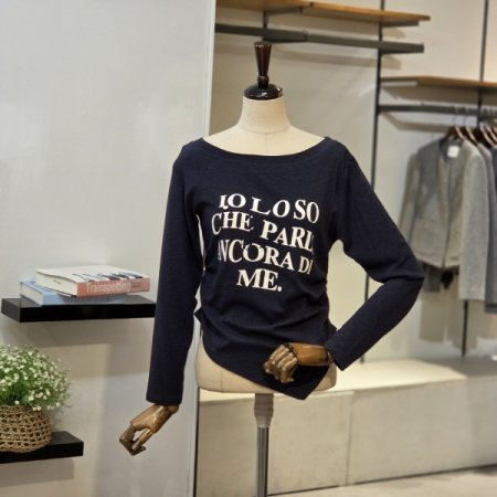 셔링 레터링 긴팔 티셔츠