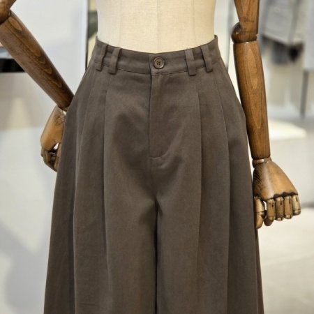 피치 투핀턱 와이드 팬츠