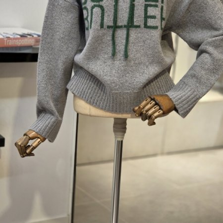 버터 레터링 후드 니트