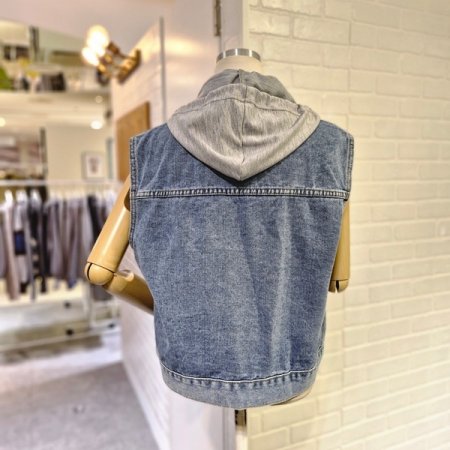 후드배색데님조끼