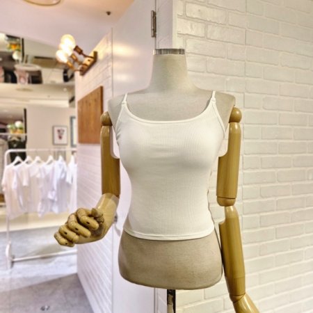 르이너탑티셔츠