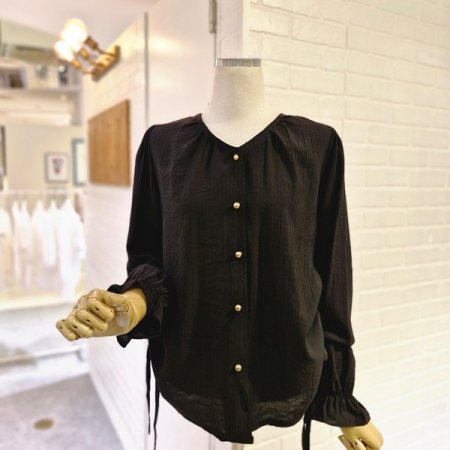 르콩단추블라우스