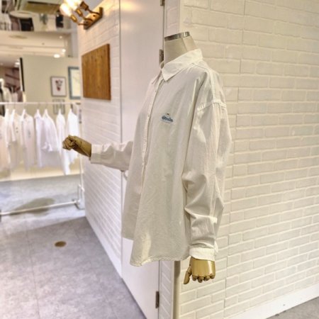 르장식레터링셔츠