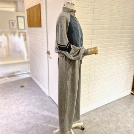 르데님배색트레이닝복