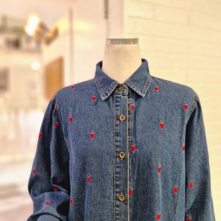 르딸기자수데님셔츠