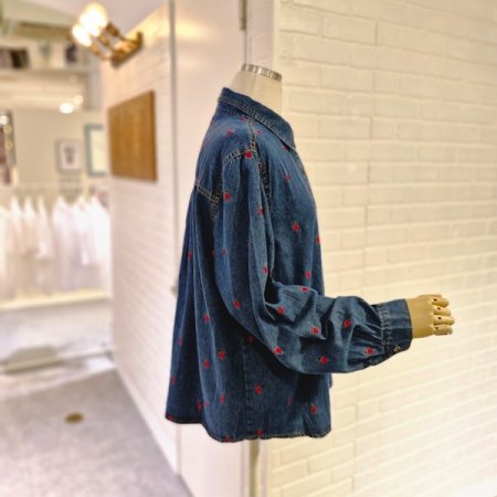 르딸기자수데님셔츠